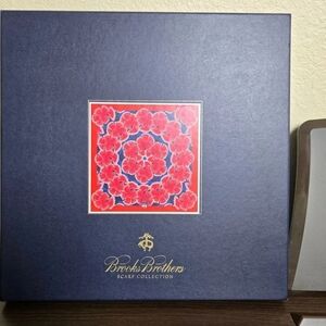 Brooks Brothers Scarf Collection Red Blue Floral 35"x35" silk